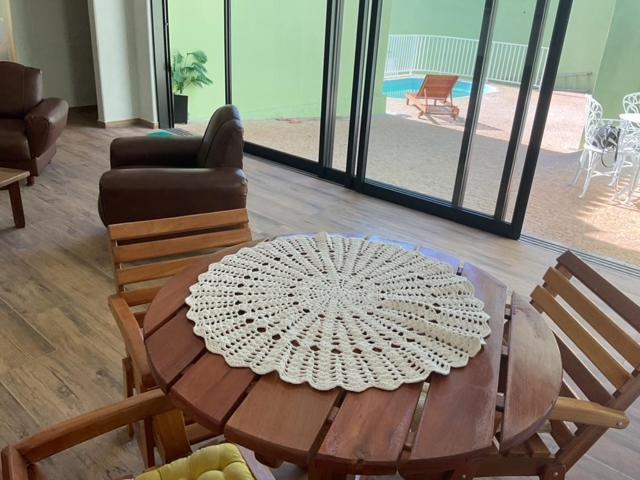Espaco Alvorada ,Agendamento Das Atividades, Cafe Da Manha ,Banheira E Piscina No Centro Brotas Exterior foto